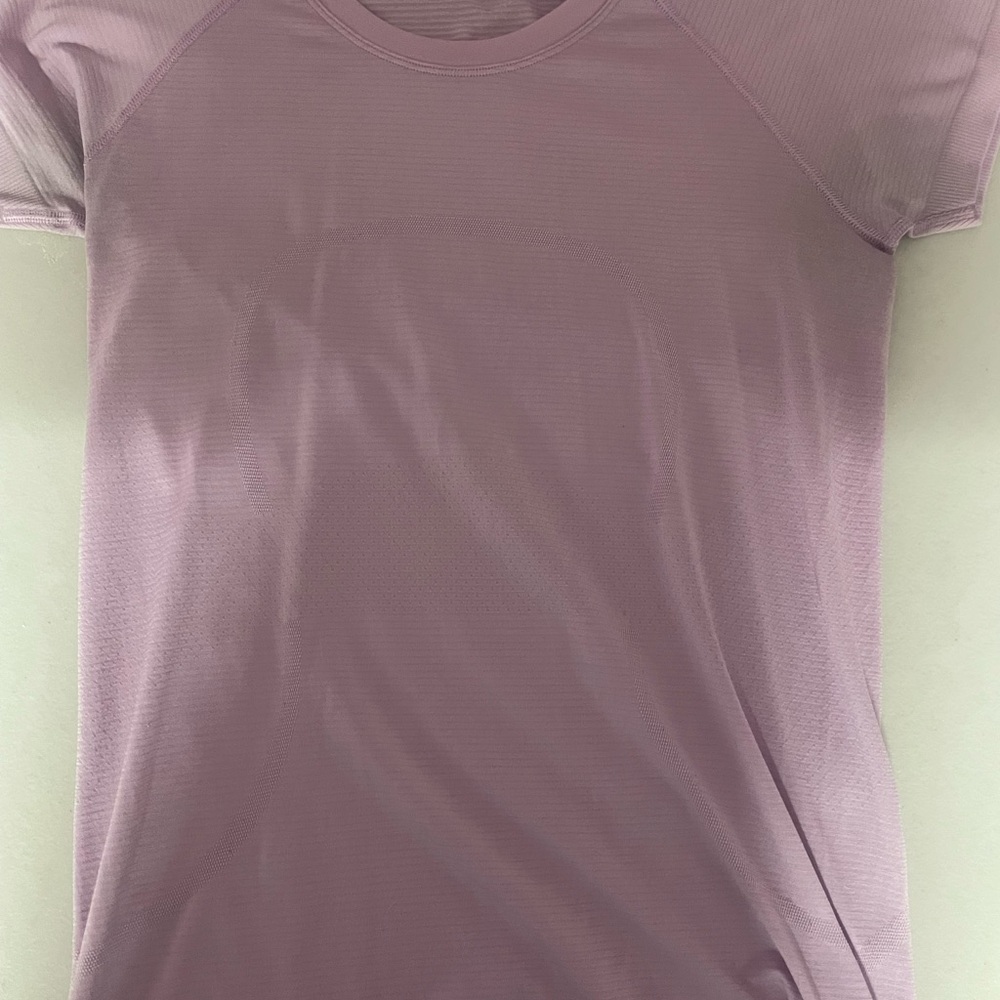 lululemon athletica Short Sleeve Tee in Lavender
